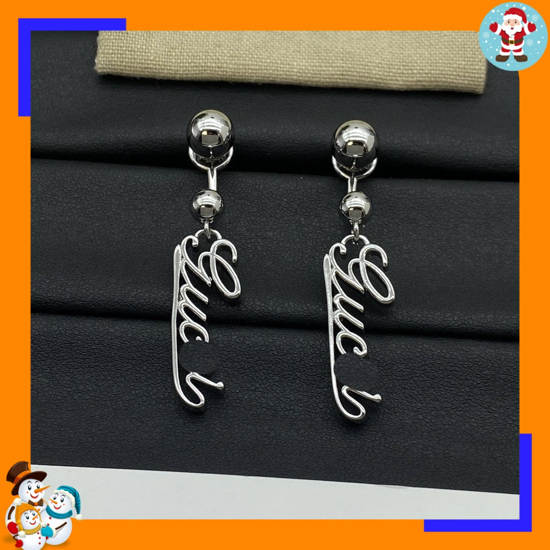 Home Fashion New Products Letter Stud Earrings Letter Light Luxury Earrings Niche High-end Stud Earrings Direct Sales