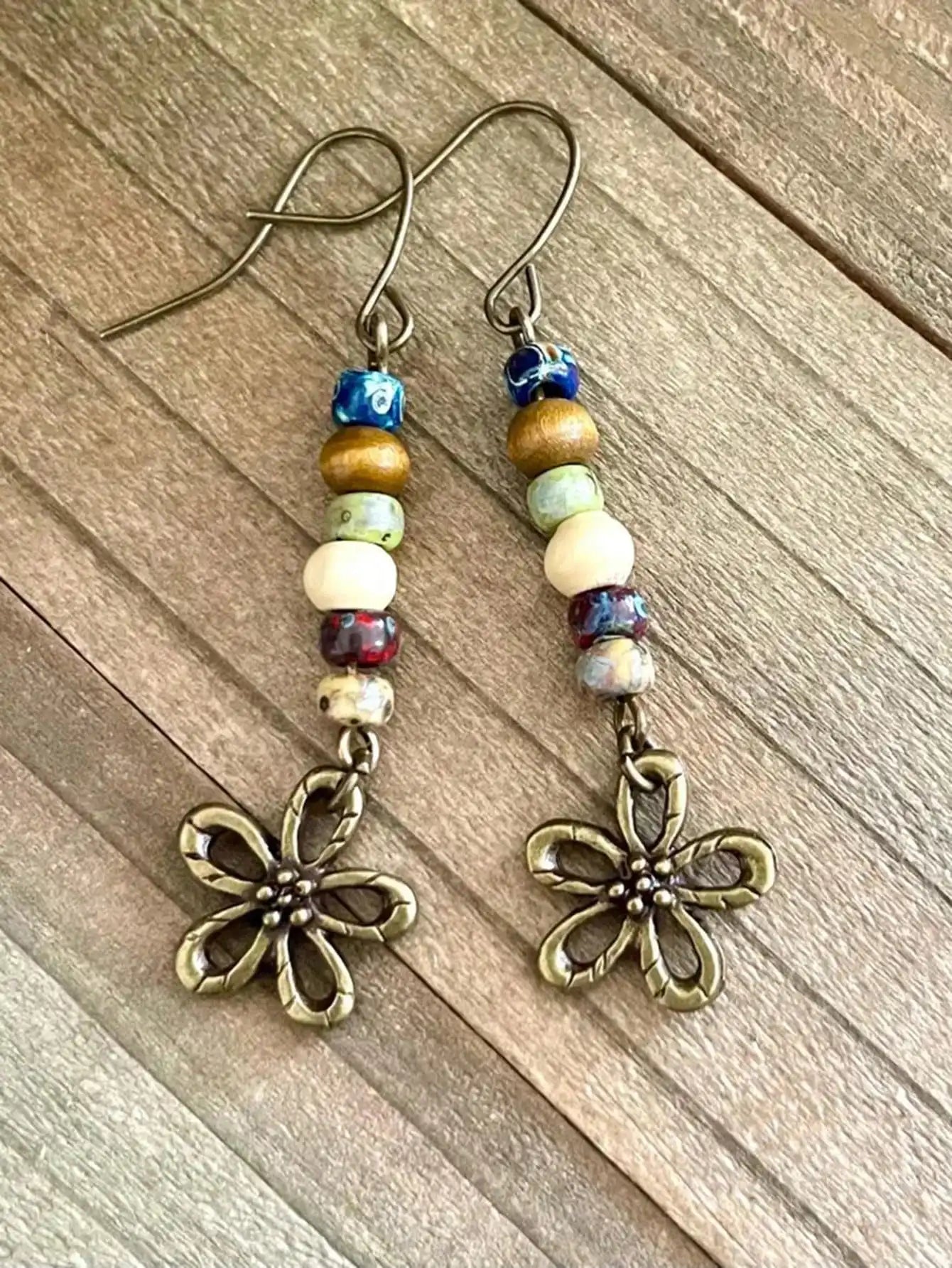 Boho Flower Dangle Earrings with Colorful Beads & Antique Metal Charm, Women's Casual Party Jewelry