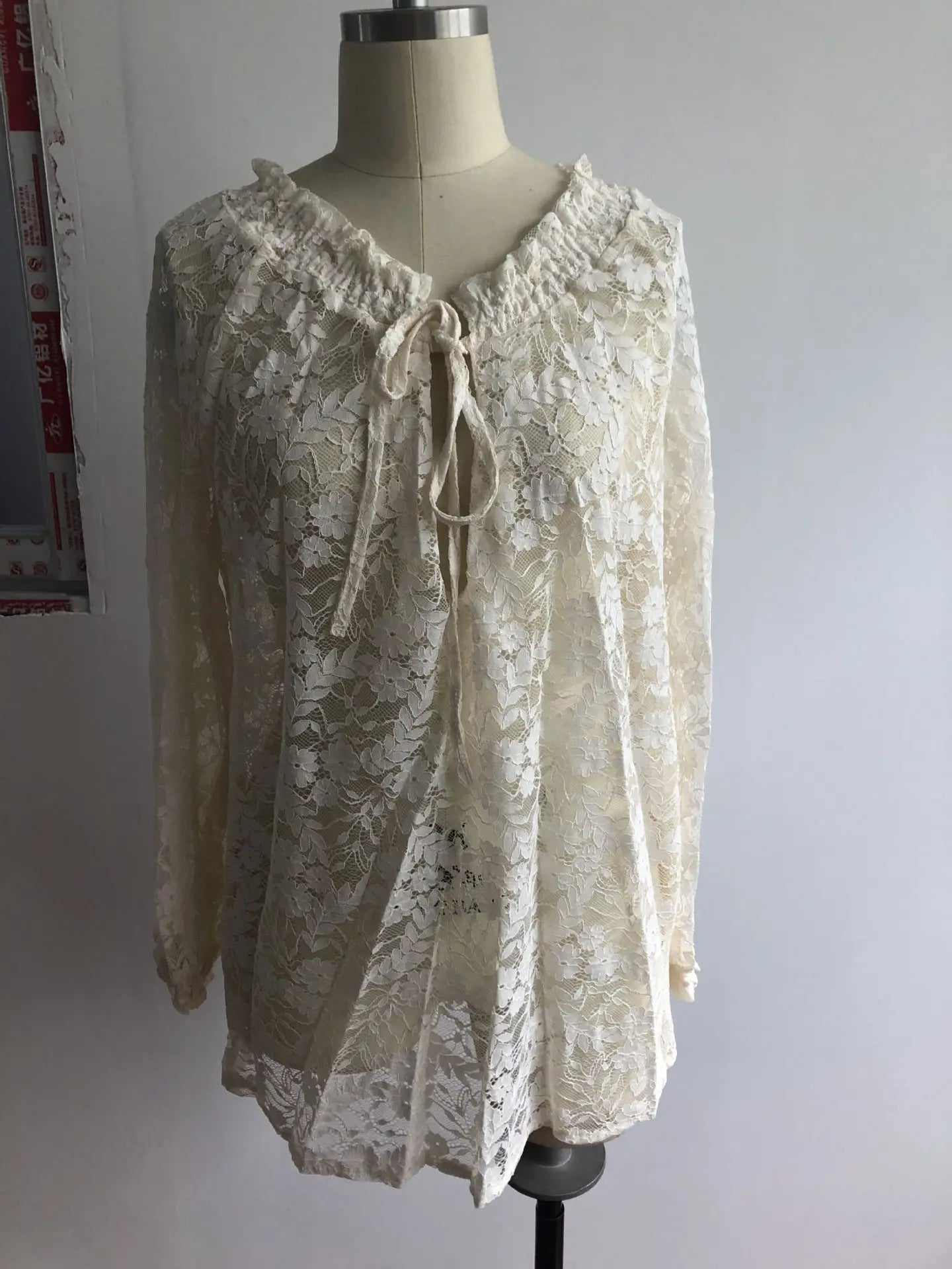 Women's Blouses Spring Summer Fashion Boho Lace Hollow Out Deep V Neck Pullover Shirt Women Elegant Casual Blouse Female Tops