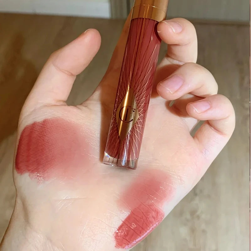Charlotte Tilbury Silky Smooth Lipstick Solid Lip Gloss Does Not Stick To The Glass Water Glow Collagen Mirror glass Lip Gloss